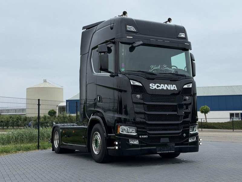 Scania S580 V8 NGS RETARDER, LEATHER, 2X TANK, TOP CONDITION! - Cabeza tractora: foto 1 Scania S580 V8 NGS RETARDER, LEATHER, 2X TANK, TOP CONDITION! - Cabeza tractora: foto 1