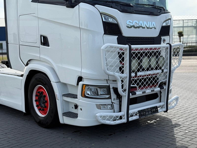 Scania S580 VOLLUCHT, PTO, LEER, RETARDER, TV, 3.15WB, BULLBAR. - Cabeza tractora: foto 3 Scania S580 VOLLUCHT, PTO, LEER, RETARDER, TV, 3.15WB, BULLBAR. - Cabeza tractora: foto 3