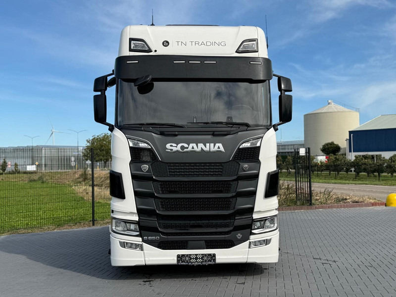 Scania S650 V8 NGS PARK COOL, VOLLUCHT, HYDRAULIEK, PTO, RETARDER, VOL SPOILER. - Cabeza tractora: foto 5 Scania S650 V8 NGS PARK COOL, VOLLUCHT, HYDRAULIEK, PTO, RETARDER, VOL SPOILER. - Cabeza tractora: foto 5
