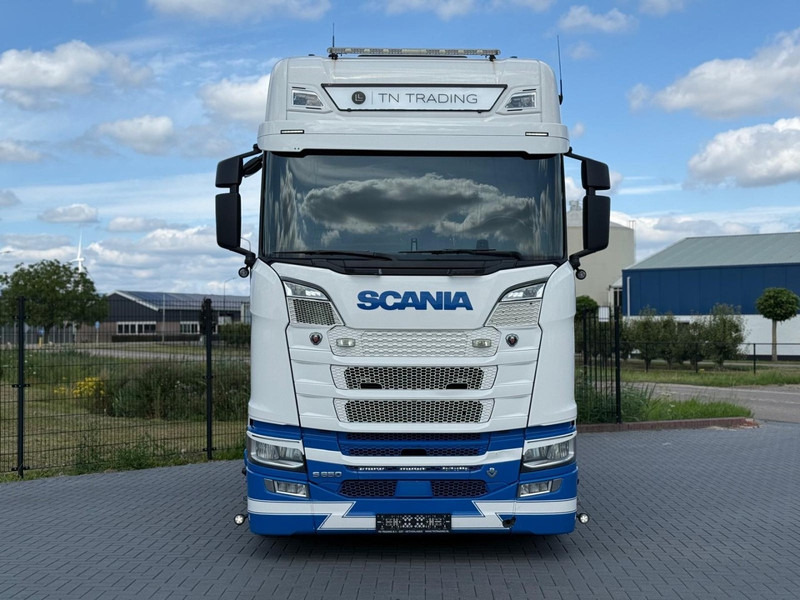 Scania S650 V8 NGS VOLLUCHT, PTO VOORBEREID, 2.95WB, LEER, RETARDER, PARK COOL. - Cabeza tractora: foto 4 Scania S650 V8 NGS VOLLUCHT, PTO VOORBEREID, 2.95WB, LEER, RETARDER, PARK COOL. - Cabeza tractora: foto 4