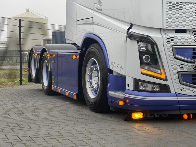Volvo FH 16.750 SHOW TRUCK, FULL AIR, WB 3,10, SPECIAL INTERIOR, FULL! - Cabeza tractora: foto 4 Volvo FH 16.750 SHOW TRUCK, FULL AIR, WB 3,10, SPECIAL INTERIOR, FULL! - Cabeza tractora: foto 4