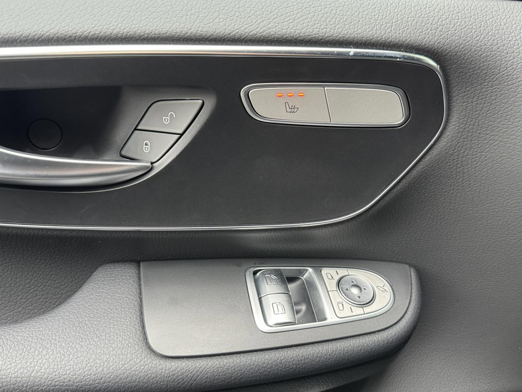 Mercedes-Benz V-Klasse-300d L3 Avantgarde AMG 360 Camera Burmester Groot scherm Adaptieve cruise - Furgoneta combi: foto 3 Mercedes-Benz V-Klasse-300d L3 Avantgarde AMG 360 Camera Burmester Groot scherm Adaptieve cruise - Furgoneta combi: foto 3
