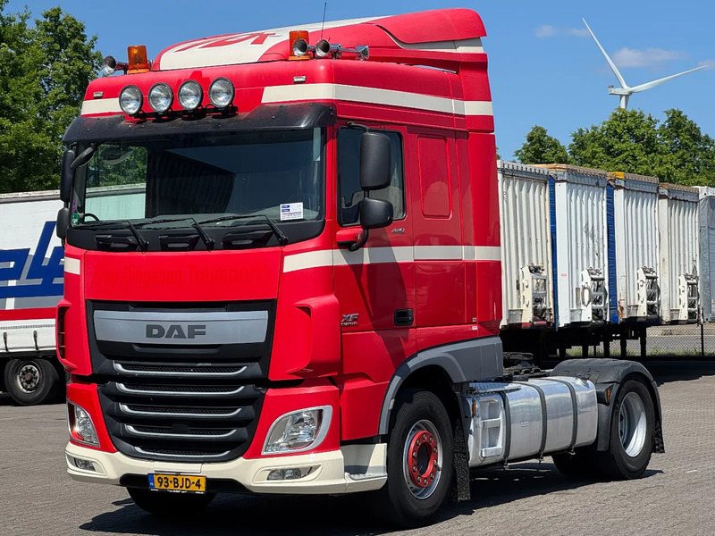 DAF XF 440 Space Cab Euro 6 *NL-Truck* Apk - Cabeza tractora: foto 1 DAF XF 440 Space Cab Euro 6 *NL-Truck* Apk - Cabeza tractora: foto 1