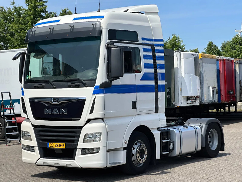 MAN TGX 18.420 XXL Euro 6 / 2 Tank / Only 450Tkm / Apk! - Cabeza tractora: foto 1 MAN TGX 18.420 XXL Euro 6 / 2 Tank / Only 450Tkm / Apk! - Cabeza tractora: foto 1
