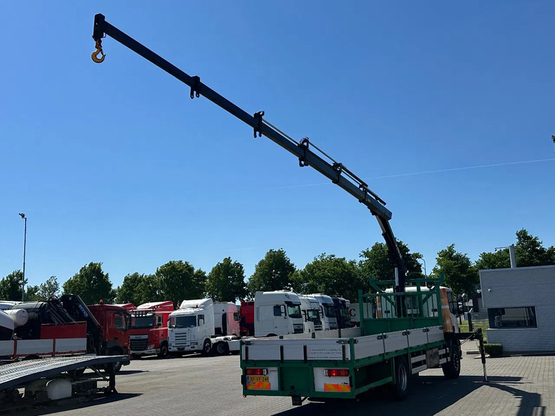 Scania P94-220 HIAB 102 / 5x Extentable / Euro 2 / Apk 02-2026! - Camión grúa: foto 4 Scania P94-220 HIAB 102 / 5x Extentable / Euro 2 / Apk 02-2026! - Camión grúa: foto 4