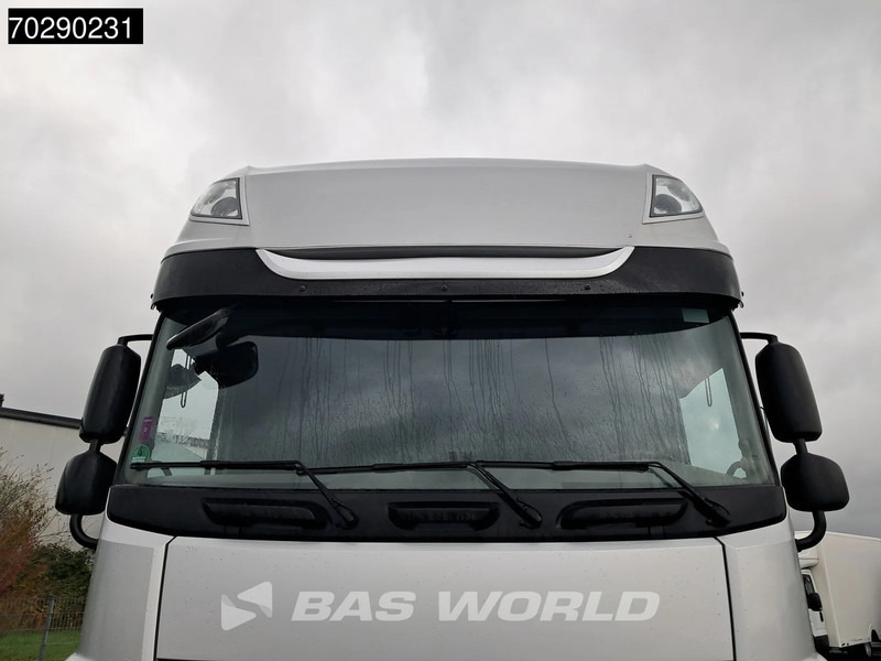 DAF XF 480 4X2 SSC Retarder Mega 2xTanks ACC LED Standklima Euro 6 - Cabeza tractora: foto 5 DAF XF 480 4X2 SSC Retarder Mega 2xTanks ACC LED Standklima Euro 6 - Cabeza tractora: foto 5