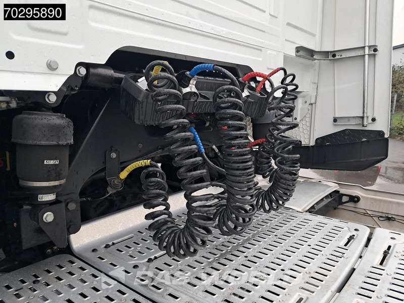 Cabeza tractora DAF XG+ 530 4X2 Retarder 2xTanks ACC Standklima: foto 13