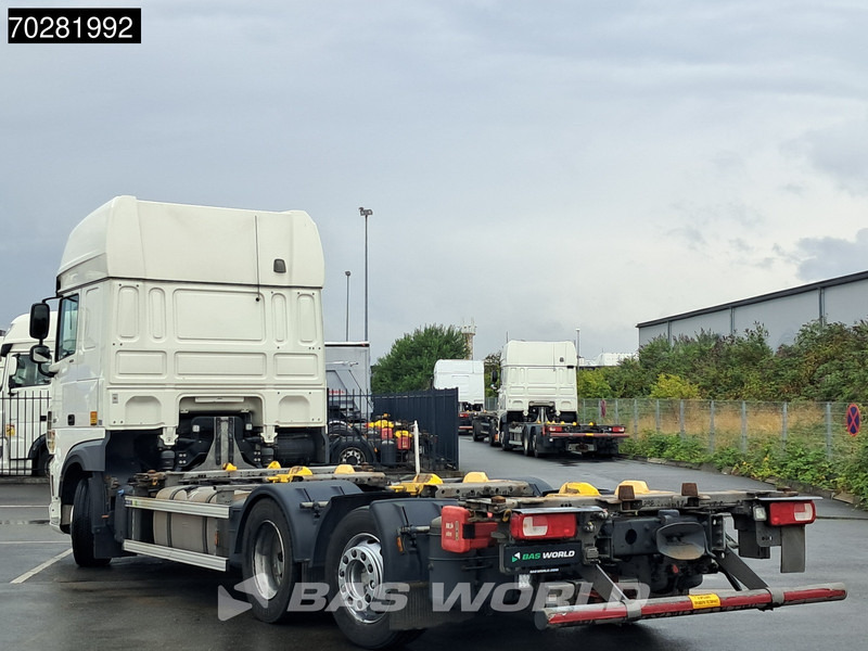 DAF XF 480 6X2 BDF 2xTanks Lift+lenkasche Automatic Retarder ACC Euro 6 - Camión portacontenedore/ Intercambiable: foto 2 DAF XF 480 6X2 BDF 2xTanks Lift+lenkasche Automatic Retarder ACC Euro 6 - Camión portacontenedore/ Intercambiable: foto 2