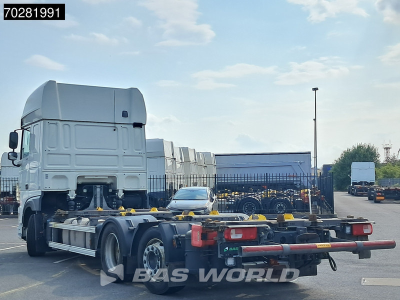 DAF XF 480 6X2 BDF 2xTanks Lift+lenkasche Automatic Retarder ACC Euro 6 - Camión portacontenedore/ Intercambiable: foto 2 DAF XF 480 6X2 BDF 2xTanks Lift+lenkasche Automatic Retarder ACC Euro 6 - Camión portacontenedore/ Intercambiable: foto 2
