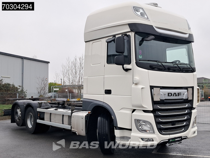 DAF XF 480 6X2 BDF SSC Retarder Lift+Steering Axle Automatic Euro 6 - Camión portacontenedore/ Intercambiable: foto 3 DAF XF 480 6X2 BDF SSC Retarder Lift+Steering Axle Automatic Euro 6 - Camión portacontenedore/ Intercambiable: foto 3