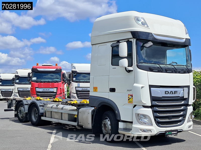 DAF XF 480 6X2 SSC BDF Retarder 2xTanks Lift+Lenkachse ACC Euro 6 - Camión portacontenedore/ Intercambiable: foto 3 DAF XF 480 6X2 SSC BDF Retarder 2xTanks Lift+Lenkachse ACC Euro 6 - Camión portacontenedore/ Intercambiable: foto 3