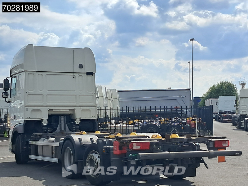 DAF XF 480 6X2 SSC BDF Retarder 2xTanks Lift+Lenkachse ACC Euro 6 - Camión portacontenedore/ Intercambiable: foto 2 DAF XF 480 6X2 SSC BDF Retarder 2xTanks Lift+Lenkachse ACC Euro 6 - Camión portacontenedore/ Intercambiable: foto 2