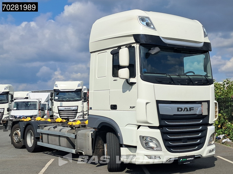 DAF XF 480 6X2 SSC BDF Retarder 2xTanks Lift+Lenkachse ACC Euro 6 - Camión portacontenedore/ Intercambiable: foto 3 DAF XF 480 6X2 SSC BDF Retarder 2xTanks Lift+Lenkachse ACC Euro 6 - Camión portacontenedore/ Intercambiable: foto 3