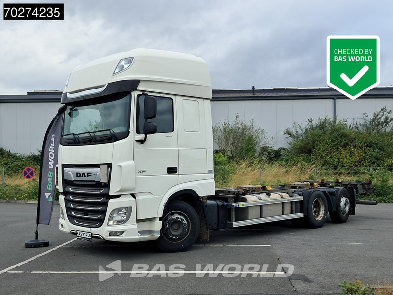 DAF XF 480 6X2 SSC FAN Retarder ACC Lift-Lenkachse LED Euro 6 - Camión portacontenedore/ Intercambiable: foto 1 DAF XF 480 6X2 SSC FAN Retarder ACC Lift-Lenkachse LED Euro 6 - Camión portacontenedore/ Intercambiable: foto 1