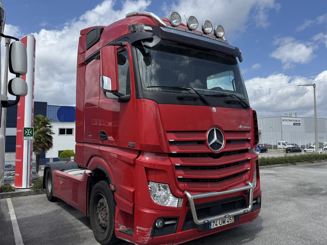 Mercedes Actros 510 1851 - Cabeza tractora: foto 1 Mercedes Actros 510 1851 - Cabeza tractora: foto 1