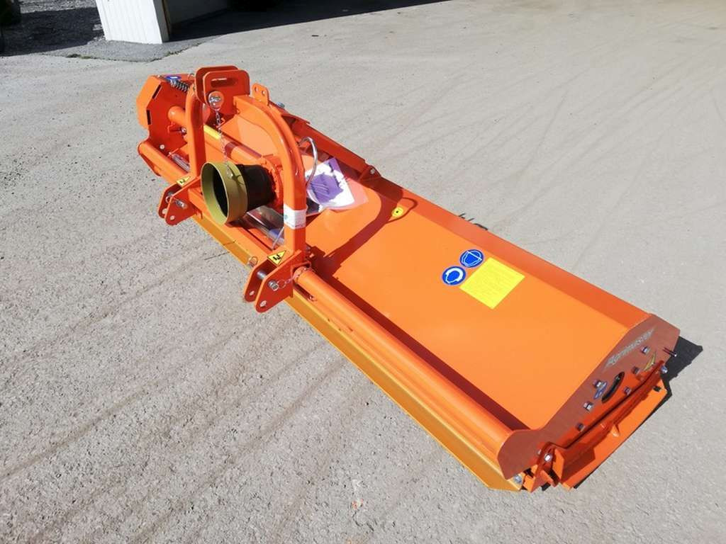 Agrimaster K2 2250 Hämmer zu Reform 540 U/min (22551) - Desbrozadora de martillos/ Trituradora: foto 1 Agrimaster K2 2250 Hämmer zu Reform 540 U/min (22551) - Desbrozadora de martillos/ Trituradora: foto 1
