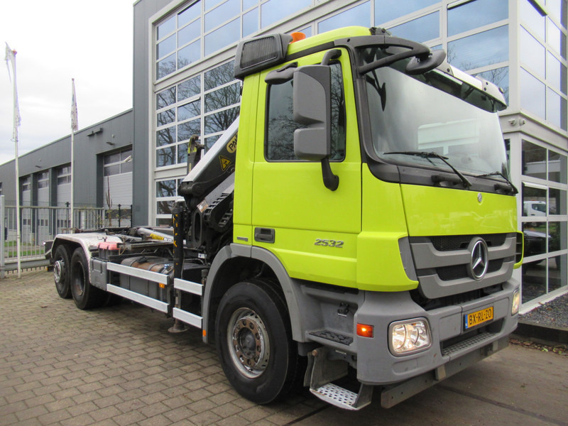 Mercedes-Benz ACTROS 2532 6x2 Palift T20 + Palfinger PK18002-EH Haak - Kraan - Camión multibasculante, Camión grúa: foto 3 Mercedes-Benz ACTROS 2532 6x2 Palift T20 + Palfinger PK18002-EH Haak - Kraan - Camión multibasculante, Camión grúa: foto 3