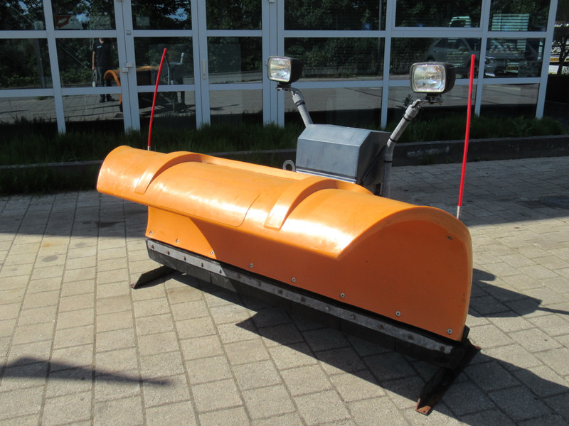 NIDO SNK 21 EPZ 180 12V 210CM Sneeuwploeg Schneepflug Snowplow - Cuchilla quitanieves: foto 4 NIDO SNK 21 EPZ 180 12V 210CM Sneeuwploeg Schneepflug Snowplow - Cuchilla quitanieves: foto 4