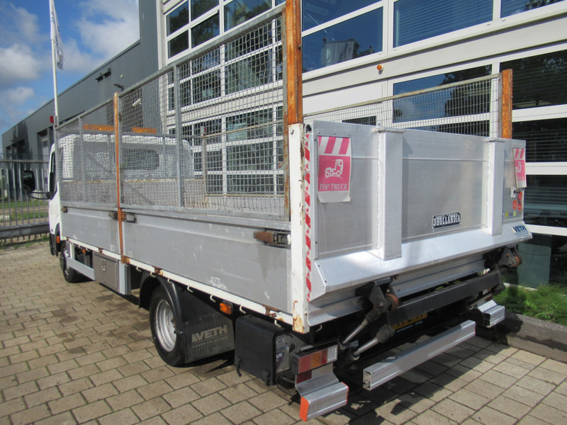 Nissan Cabstar 150.35 3.0TDci 110KW + DHollandia Laadklep - Furgoneta caja abierta: foto 4 Nissan Cabstar 150.35 3.0TDci 110KW + DHollandia Laadklep - Furgoneta caja abierta: foto 4