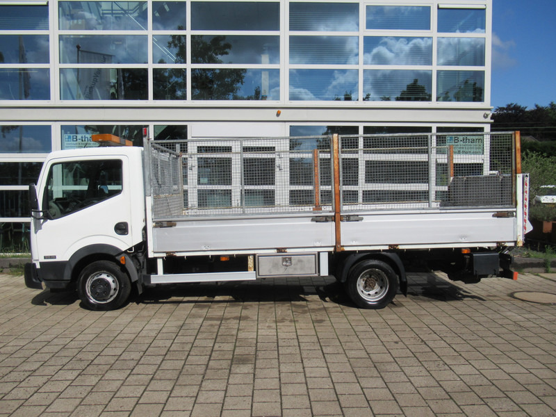 Nissan Cabstar 150.35 3.0TDci 110KW + DHollandia Laadklep - Furgoneta caja abierta: foto 2 Nissan Cabstar 150.35 3.0TDci 110KW + DHollandia Laadklep - Furgoneta caja abierta: foto 2