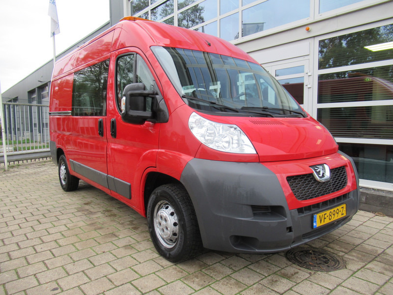 Peugeot Boxer 330 2.2 HDI L2H2 P+ DOKA Dubbelcabine - Furgoneta pequeña, Furgoneta combi: foto 4 Peugeot Boxer 330 2.2 HDI L2H2 P+ DOKA Dubbelcabine - Furgoneta pequeña, Furgoneta combi: foto 4