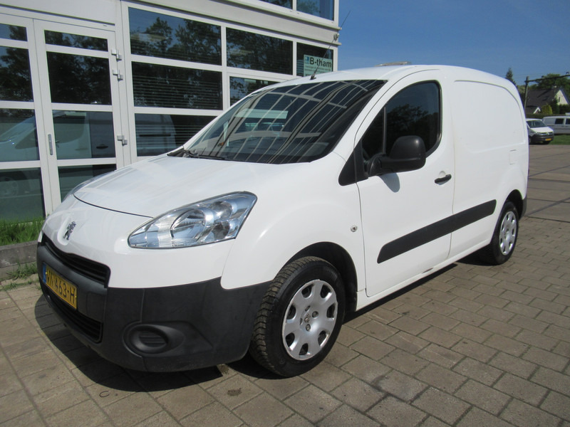 Peugeot Partner 120 1.6 HDI L1 XT AIRCO - KLIMA Schuifdeur - Furgoneta caja cerrada: foto 3 Peugeot Partner 120 1.6 HDI L1 XT AIRCO - KLIMA Schuifdeur - Furgoneta caja cerrada: foto 3