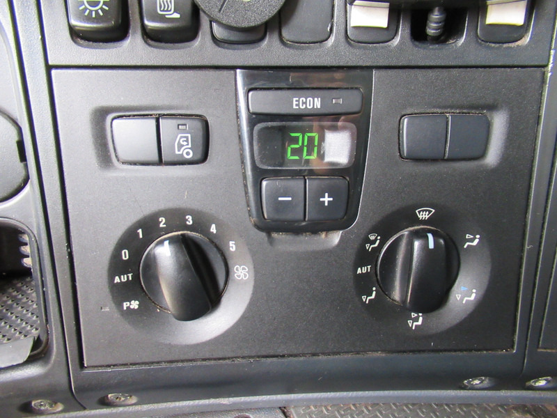 Camión multibasculante, Camión grúa Scania P 320 B 6x2*4 + HMF 835 + HYVA Haakarm: foto 10