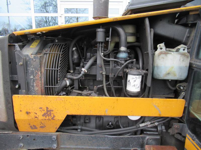 Tractor Valtra 700 4x2 VALMET: foto 12 Tractor Valtra 700 4x2 VALMET: foto 12