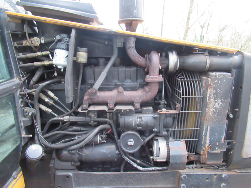 Tractor Valtra 700 4x2 VALMET: foto 14 Tractor Valtra 700 4x2 VALMET: foto 14