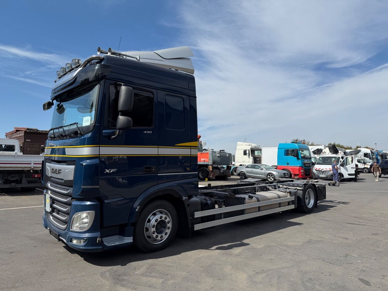 DAF XF430/Jumbo;Mega/Intarder/Standklima-Heizung/BDF - Camión portacontenedore/ Intercambiable: foto 2 DAF XF430/Jumbo;Mega/Intarder/Standklima-Heizung/BDF - Camión portacontenedore/ Intercambiable: foto 2