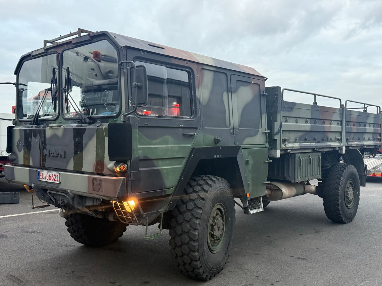 MAN KAT 1 5T MIL GL 4x4 , Pritsche, Allrad, viel neu - Camión caja abierta: foto 2 MAN KAT 1 5T MIL GL 4x4 , Pritsche, Allrad, viel neu - Camión caja abierta: foto 2