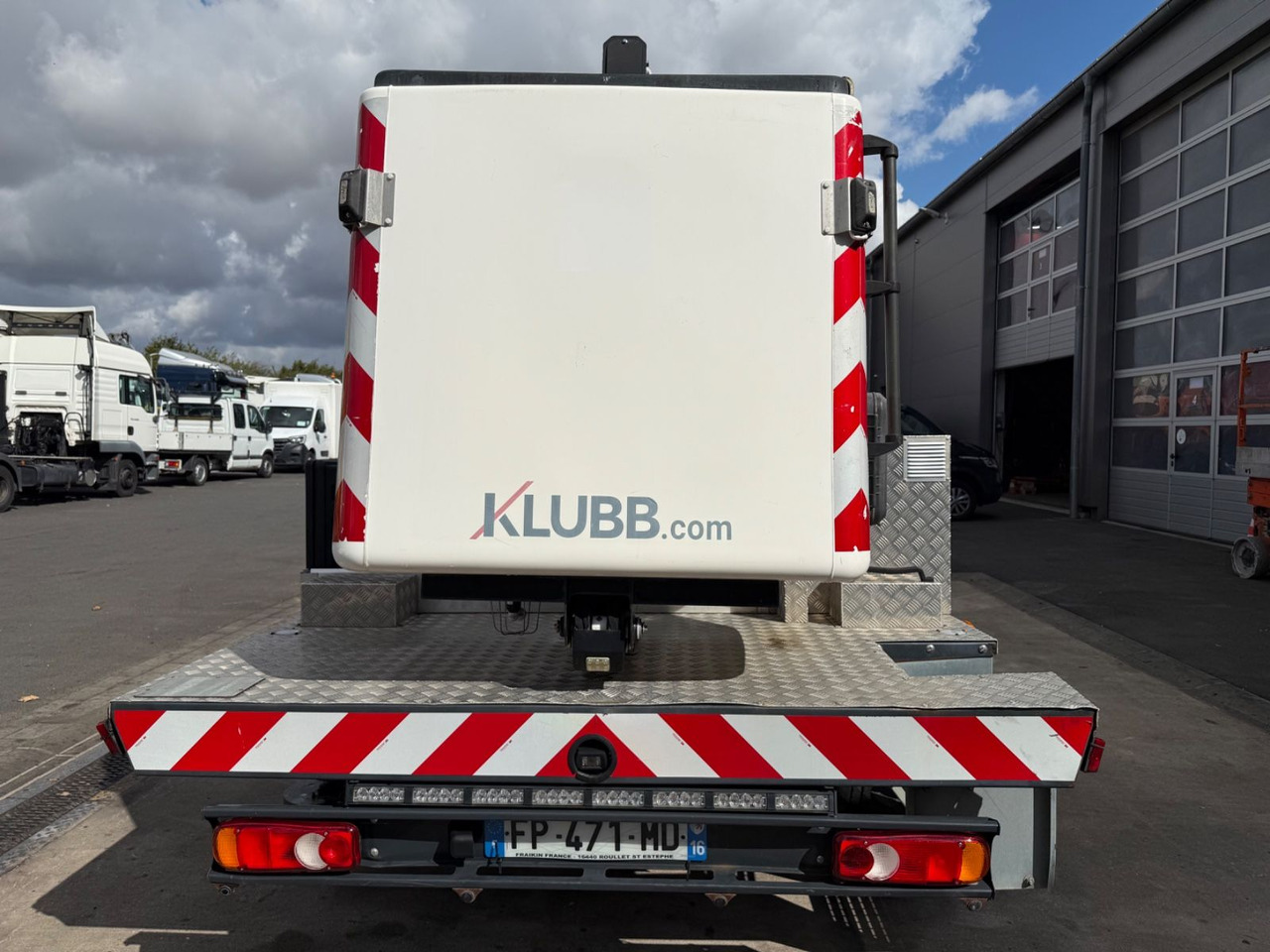 Camión con plataforma elevadora Renault Master III Steiger Klubb K26 / 11,2m / 200Kg: foto 6