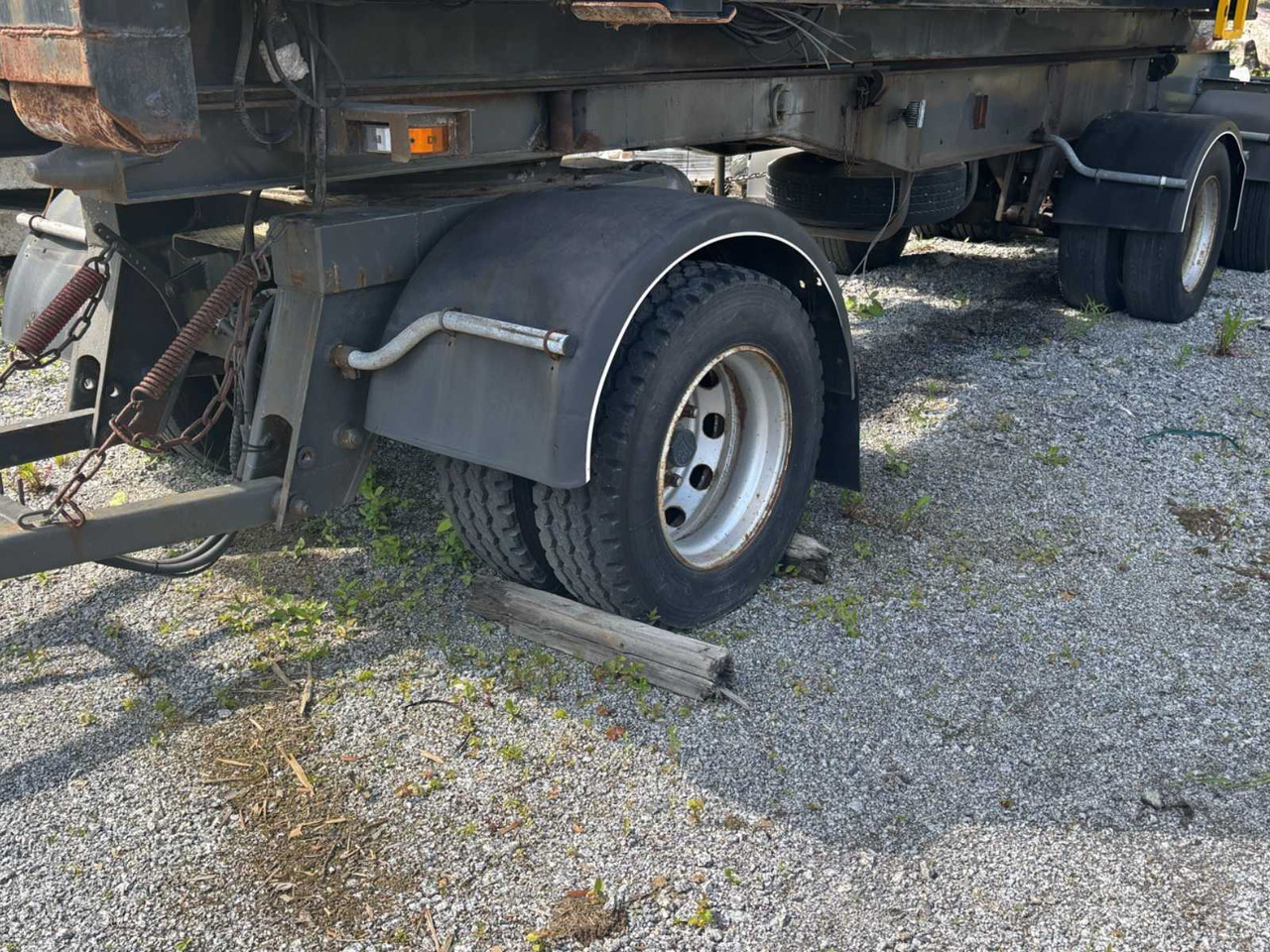 Hooklift trailer Kome - Remolque multilift/ Portacontenedores de cadenas: foto 3 Hooklift trailer Kome - Remolque multilift/ Portacontenedores de cadenas: foto 3