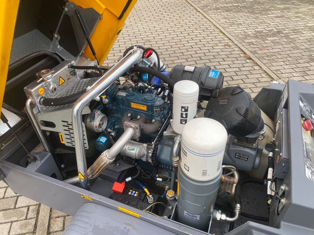 Compresor de aire Atlas Copco XAS38, Baujahr 2023 Kompressor 7 Bar: foto 14 Compresor de aire Atlas Copco XAS38, Baujahr 2023 Kompressor 7 Bar: foto 14
