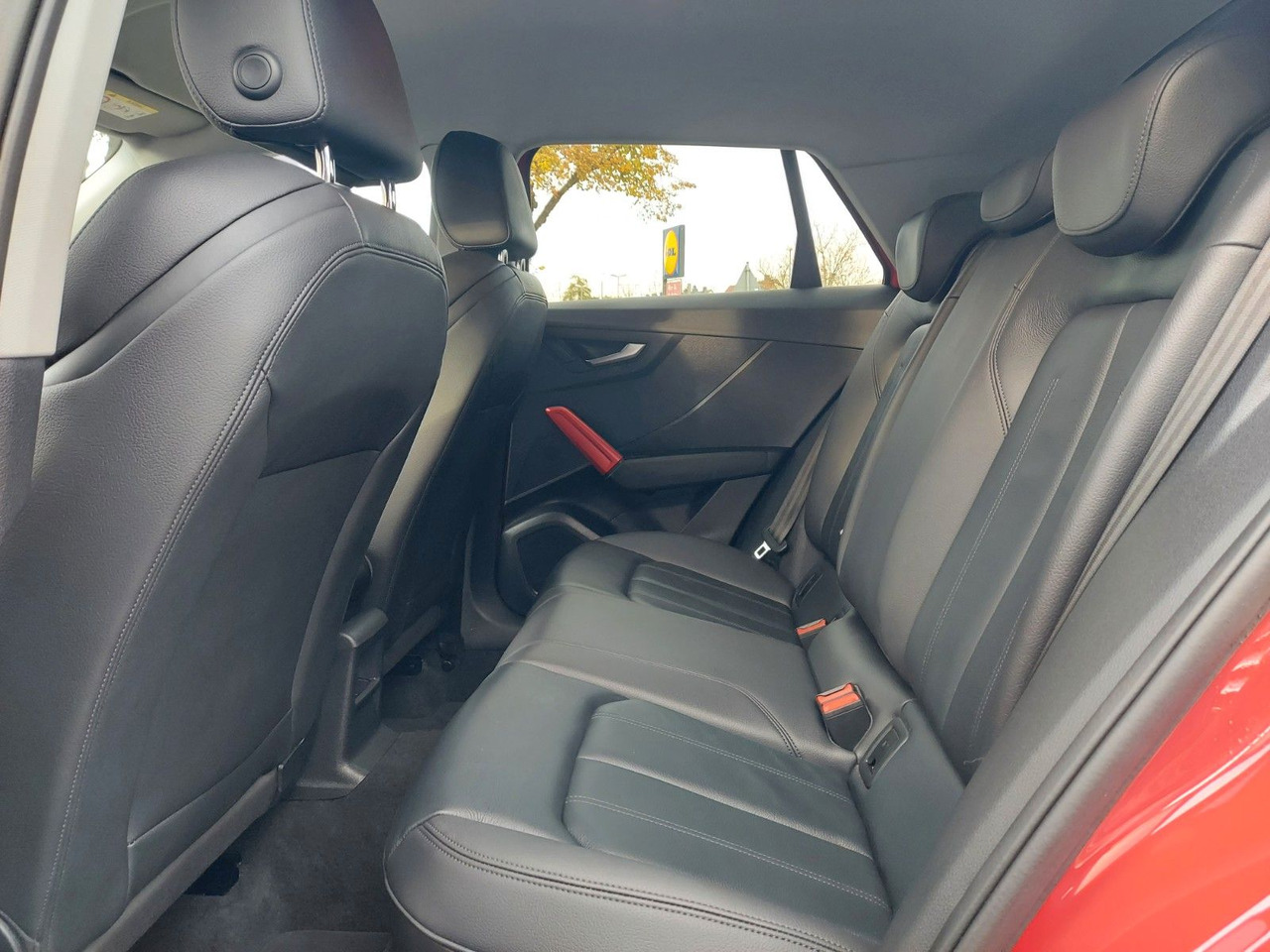 SUV/ Todoterreno Audi Q2 40 TFSI quattro sport LED Leder Kamera AHK: foto 20 SUV/ Todoterreno Audi Q2 40 TFSI quattro sport LED Leder Kamera AHK: foto 20