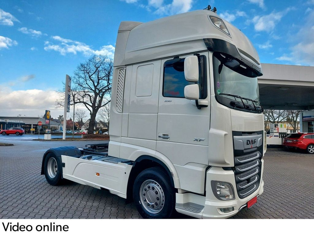 DAF XF 530 FT SuperSpaceCab ACC Luftfeder Retarder - Cabeza tractora: foto 1 DAF XF 530 FT SuperSpaceCab ACC Luftfeder Retarder - Cabeza tractora: foto 1