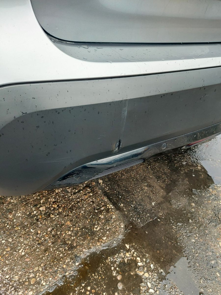 SUV/ Todoterreno Citroën C4 Lim. Shine Automatik Leder Navi LED uvm.: foto 19 SUV/ Todoterreno Citroën C4 Lim. Shine Automatik Leder Navi LED uvm.: foto 19