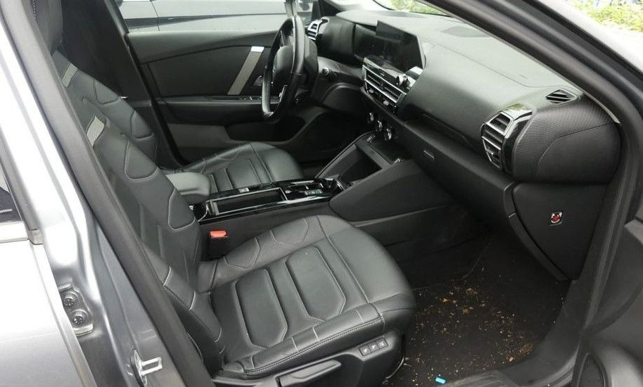 Citroën C4 Lim. Shine Automatik Leder Navi LED uvm. - SUV/ Todoterreno: foto 5 Citroën C4 Lim. Shine Automatik Leder Navi LED uvm. - SUV/ Todoterreno: foto 5