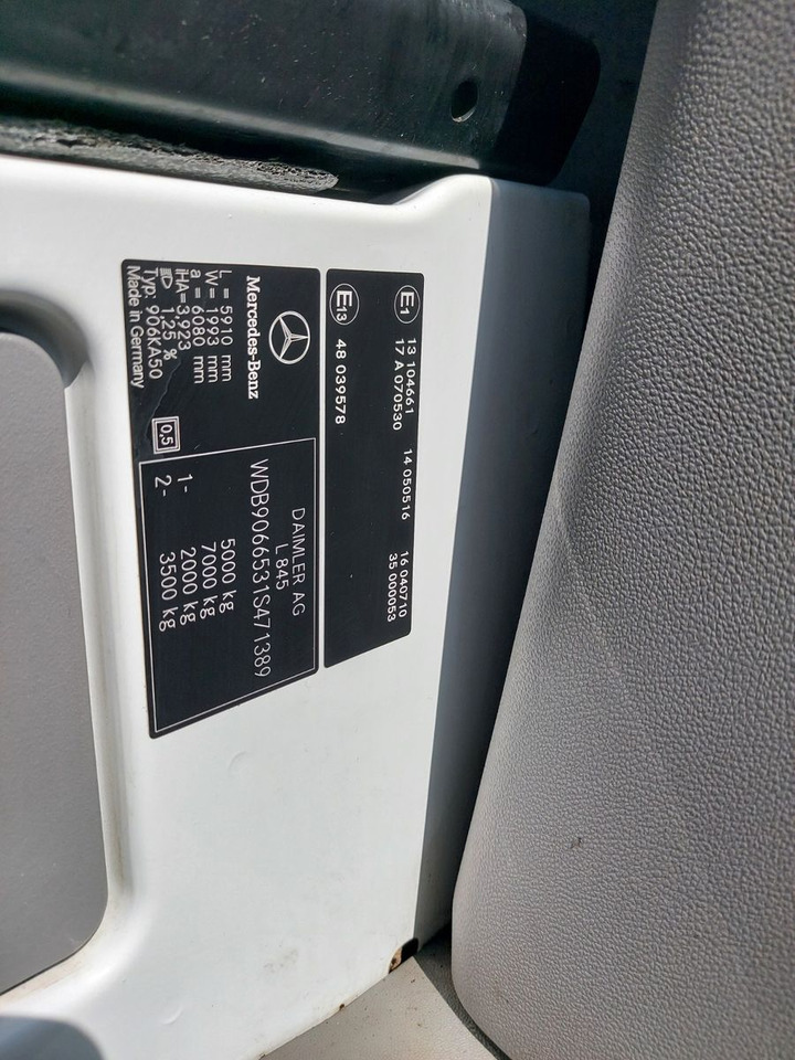 Furgoneta de pasajeros Mercedes-Benz Sprinter II Kasten 519 CDI KLIMA AUTOMATIK AHK: foto 23