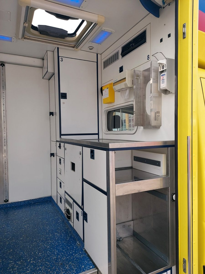 Ambulancia nuevo Mercedes-Benz Sprinter II Pritsche 516 Autom. RTW Ambulance: foto 23