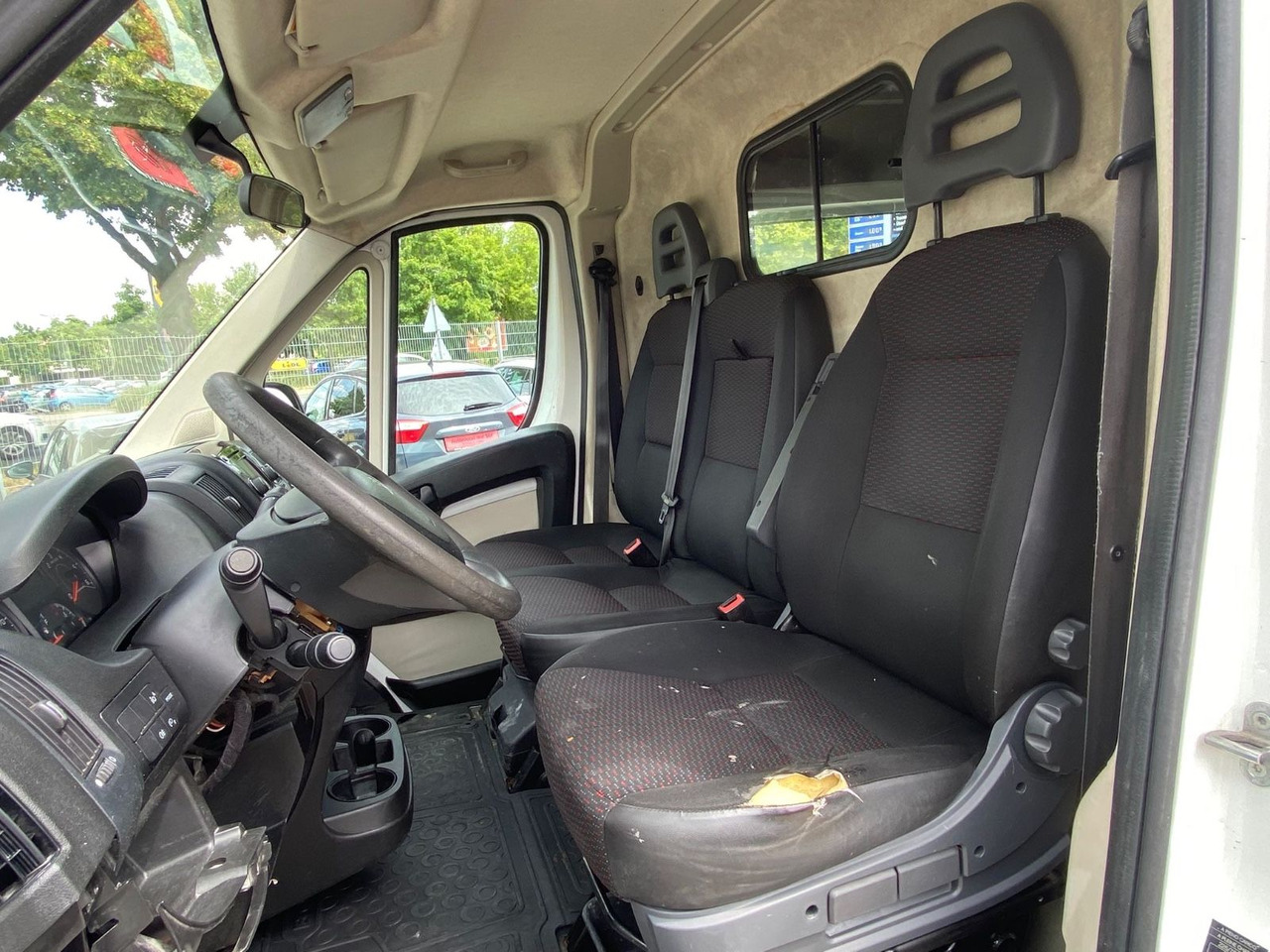 Furgoneta de pasajeros Peugeot Boxer Kasten Hochraum 435 L4H2 Komfort Plus Blue: foto 24