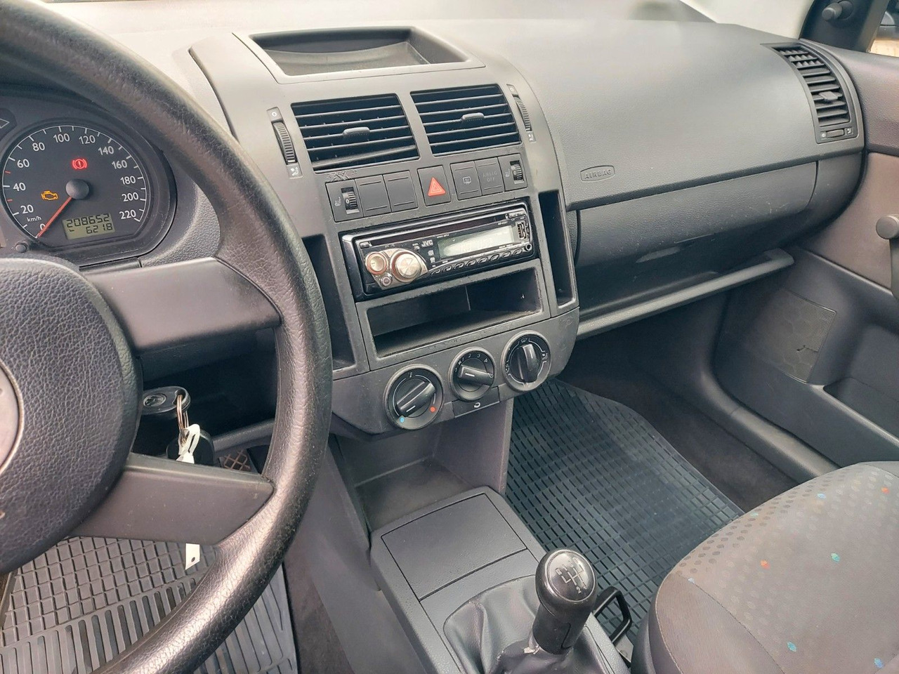 Coche Volkswagen Polo IV Basis Klima ohnee TÜV: foto 10