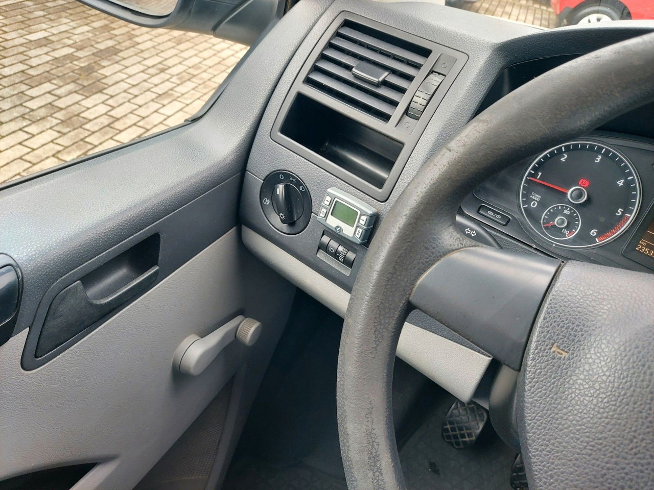 Leasing de  Volkswagen T5 Transporter Kasten Kombi lang Klima AHK Volkswagen T5 Transporter Kasten Kombi lang Klima AHK: foto 14