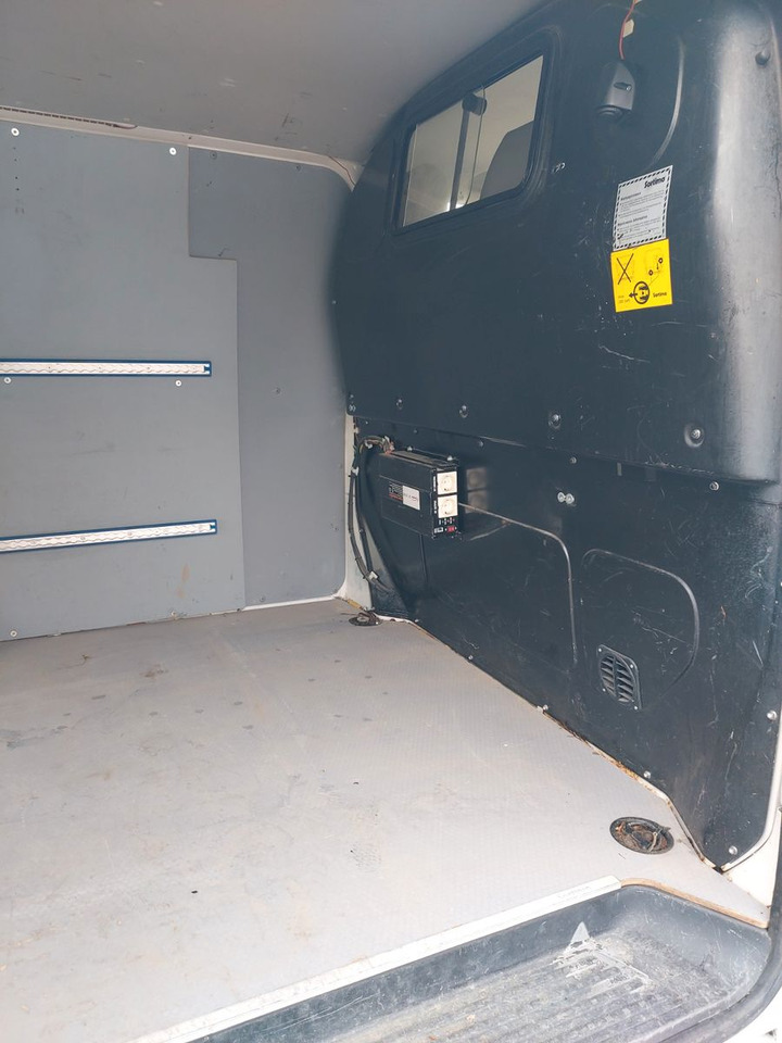 Leasing de  Volkswagen T5 Transporter Kasten Kombi lang Klima AHK Volkswagen T5 Transporter Kasten Kombi lang Klima AHK: foto 19