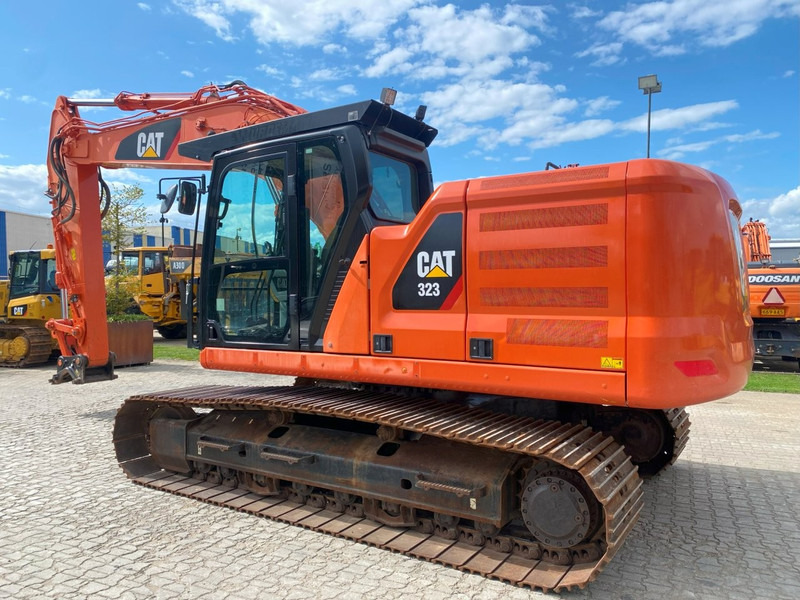 Caterpillar 323 Next Gen NVT - Excavadora de cadenas: foto 2 Caterpillar 323 Next Gen NVT - Excavadora de cadenas: foto 2
