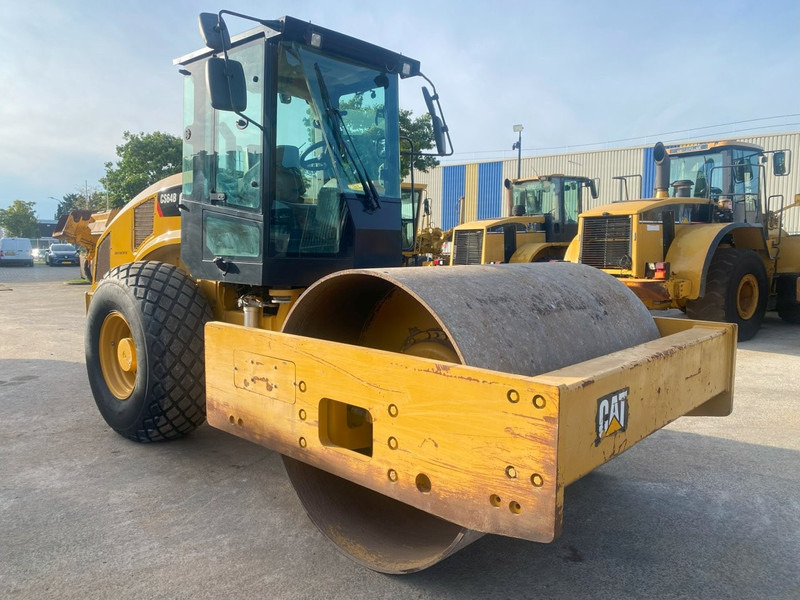 Rodillo Caterpillar CS64B NVT: foto 7