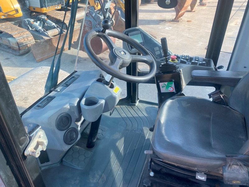 Rodillo Caterpillar CS64B NVT: foto 13