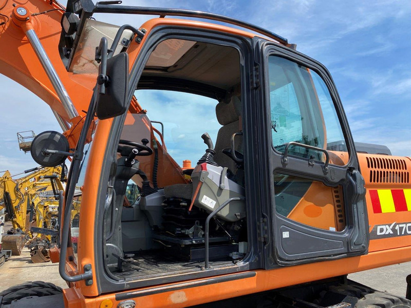Doosan DX170W NVT - Excavadora de ruedas: foto 3 Doosan DX170W NVT - Excavadora de ruedas: foto 3