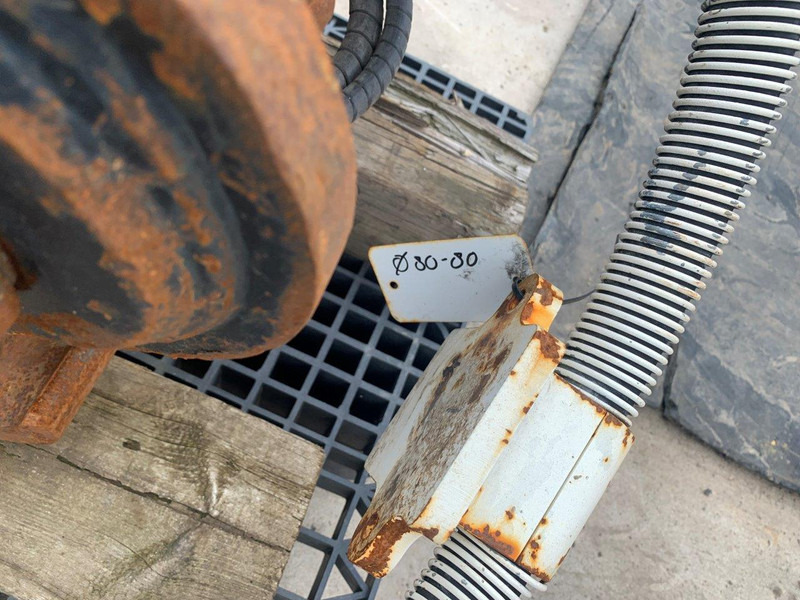 Acoplamiento rápido Oil Quick OQ 70: foto 13 Acoplamiento rápido Oil Quick OQ 70: foto 13