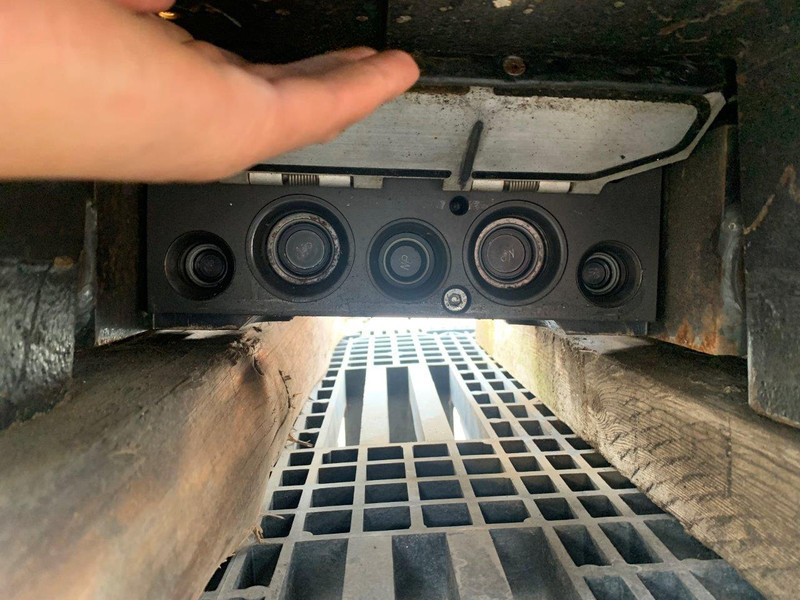 Acoplamiento rápido Oil Quick OQ 70: foto 19 Acoplamiento rápido Oil Quick OQ 70: foto 19